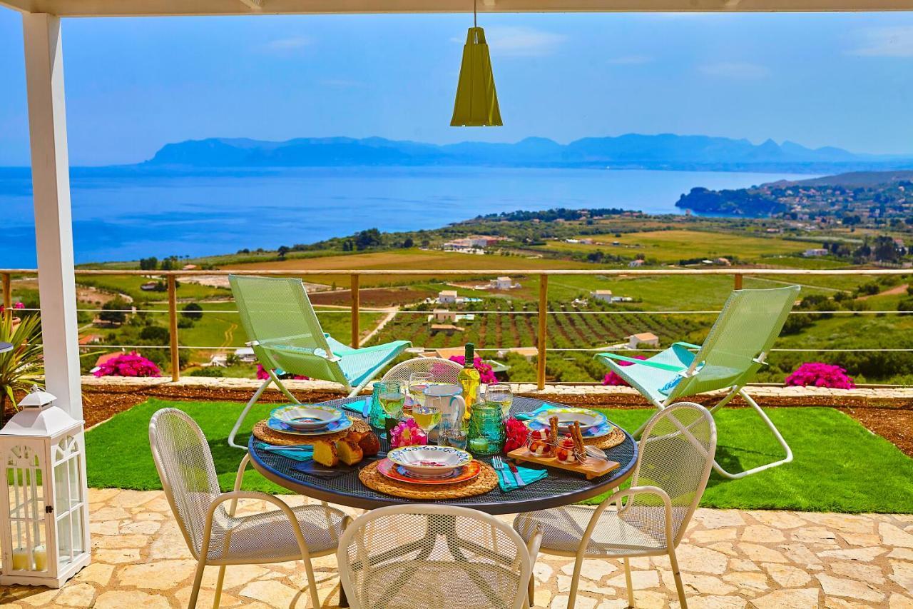 Villa Brezza Marina - Scopello-Villas Скопело Екстериор снимка