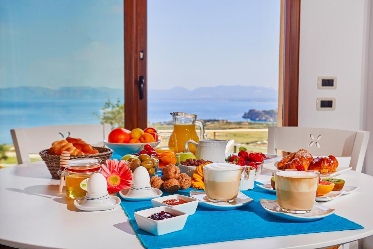 Villa Brezza Marina - Scopello-Villas Скопело Екстериор снимка