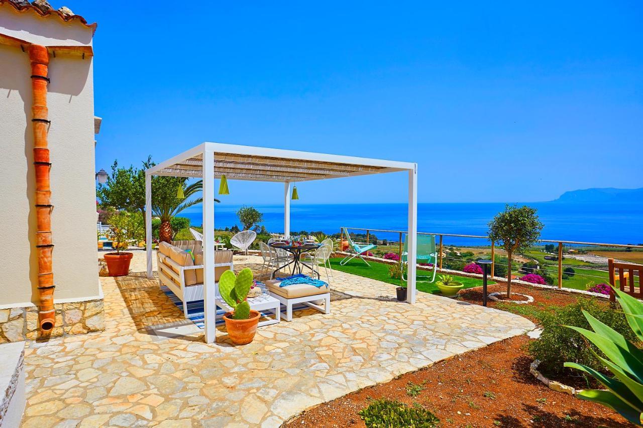 Villa Brezza Marina - Scopello-Villas Скопело Екстериор снимка