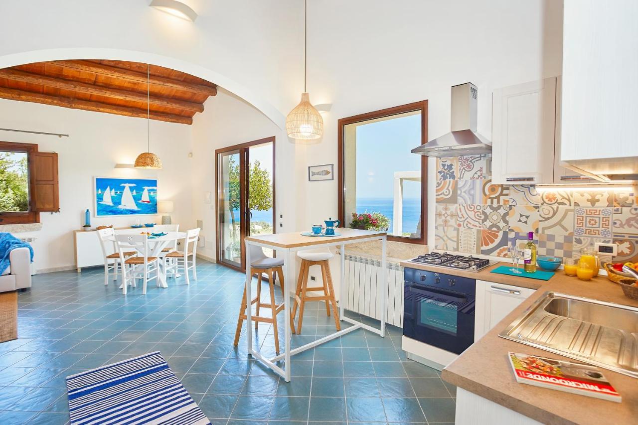 Villa Brezza Marina - Scopello-Villas Скопело Екстериор снимка