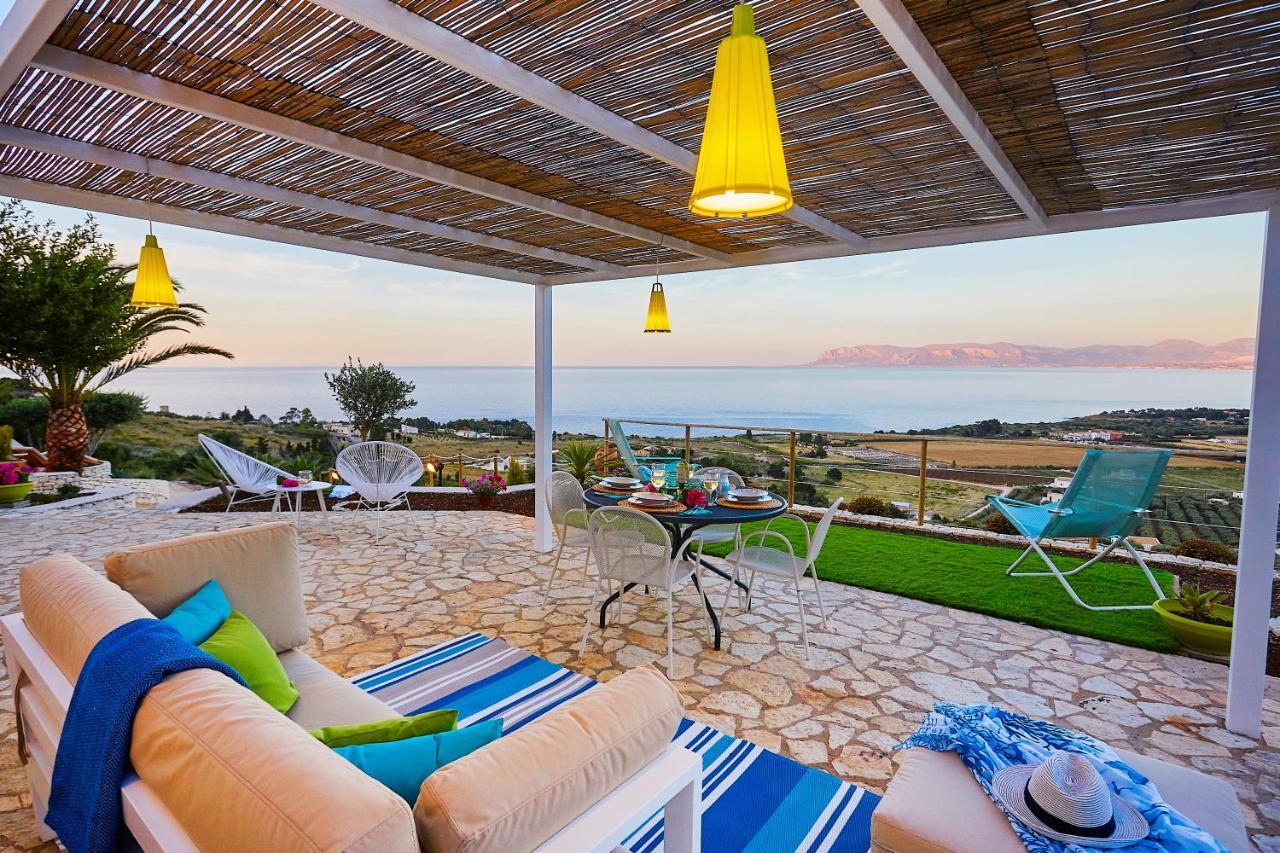 Villa Brezza Marina - Scopello-Villas Скопело Екстериор снимка