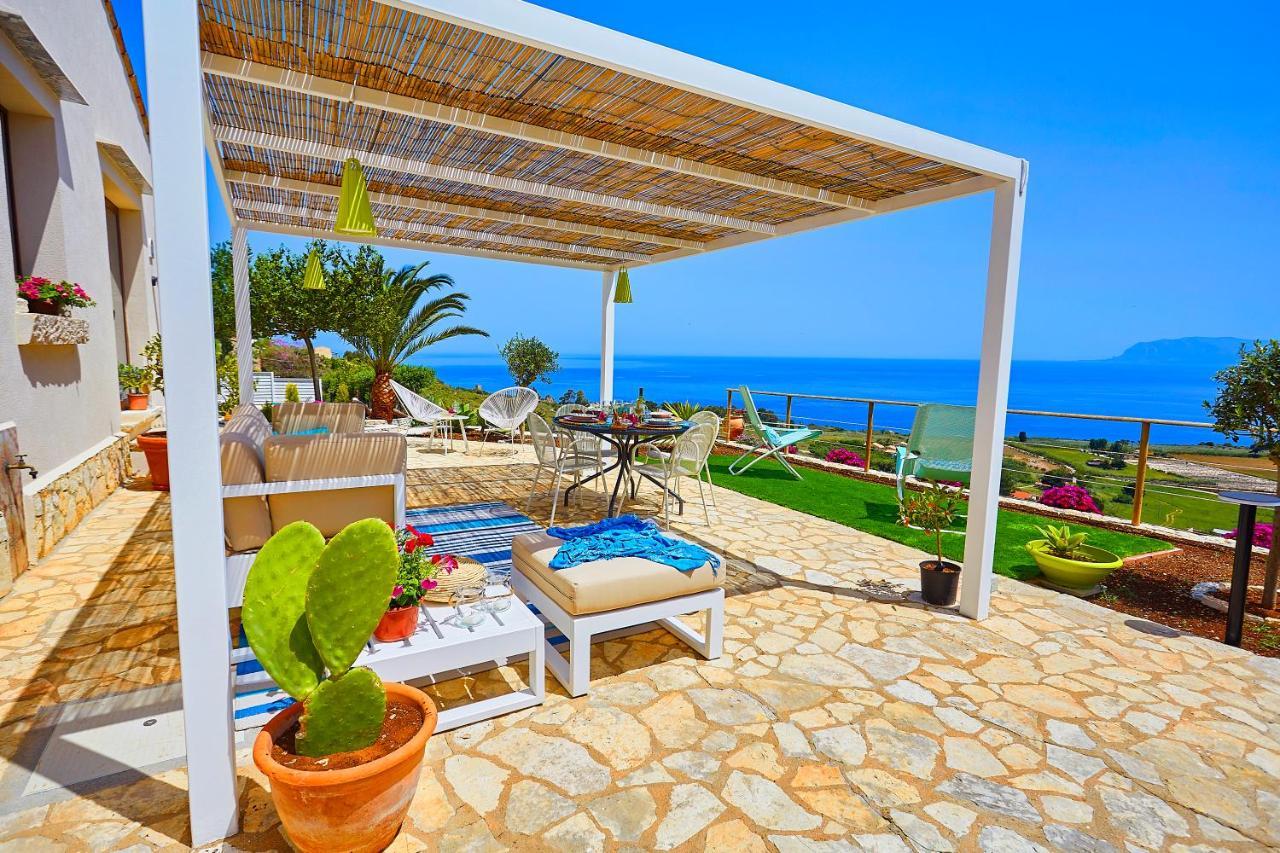 Villa Brezza Marina - Scopello-Villas Скопело Екстериор снимка